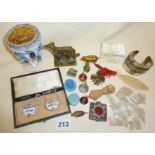 Interesting collection of items - Chinese mother-of-pearl thread winders and gaming tokens,