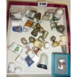 Good assortment of vintage and older thimbles, inc. advertising - for tea, boot polish and soap!