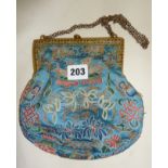 1920's Chinese embroidered silk evening bag in the Art Deco Chinoiserie style, with ornate clasp,