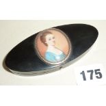 Horn patch box with fine gold framed portrait miniature of a lady set into lid, lined with velvet