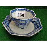 Chinese blue and white hexagonal tea bowl and saucer (hairline crack)