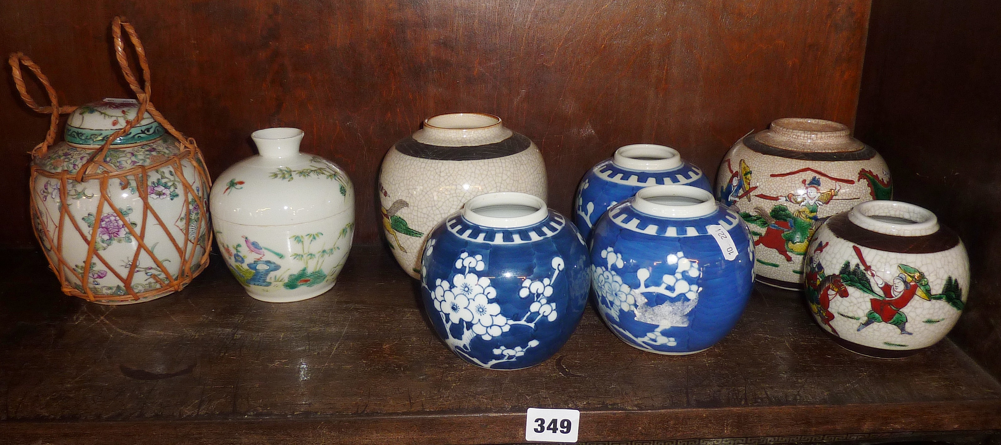 Assorted Chinese porcelain ginger jars, blue and white, crackleware etc (8 items)