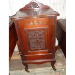 Late Victorian mahogany coal purdonium with liner on cabriole feet