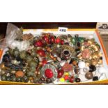 Tray of assorted vintage costume jewellery