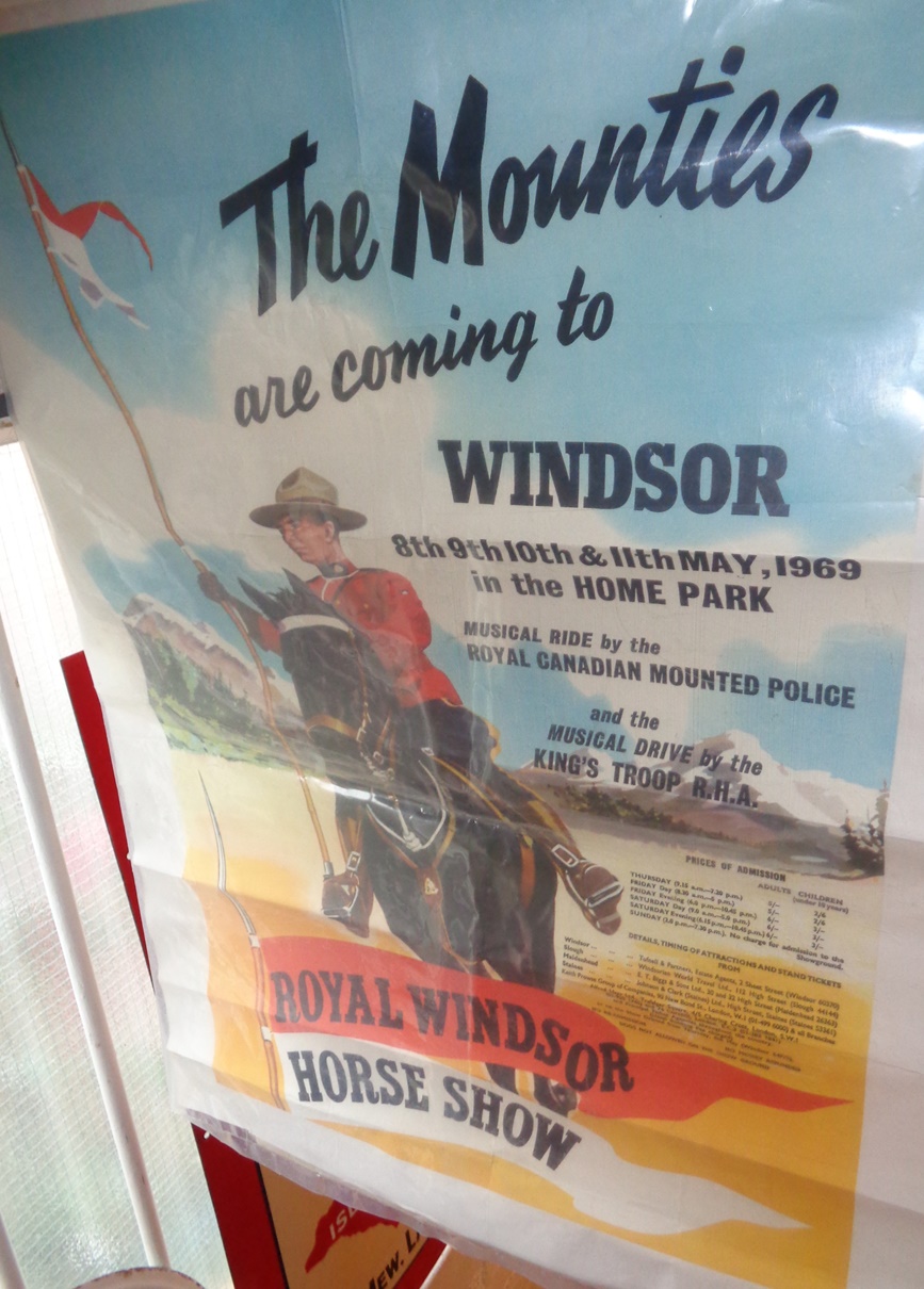 Original 1926 property auction poster at Brockdish, Norfolk and a colour poster for the Royal - Image 2 of 2