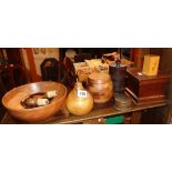 Box containing assorted Treen boxes and bowls