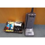 A mixed lot to include a Hoover Turbo Power Plus upright vacuum cleaner, outdoor garden lights,