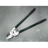 Retail Stock - a pair of telescopic ratchet loppers Est £15 - £20 This lot MUST be paid for and