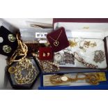 A mixed lot of predominantly costume jewellery to include a small quantity of silver stamped 925,