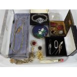 A quantity of costume jewellery and powder compacts to include Stratton and Yardley also included