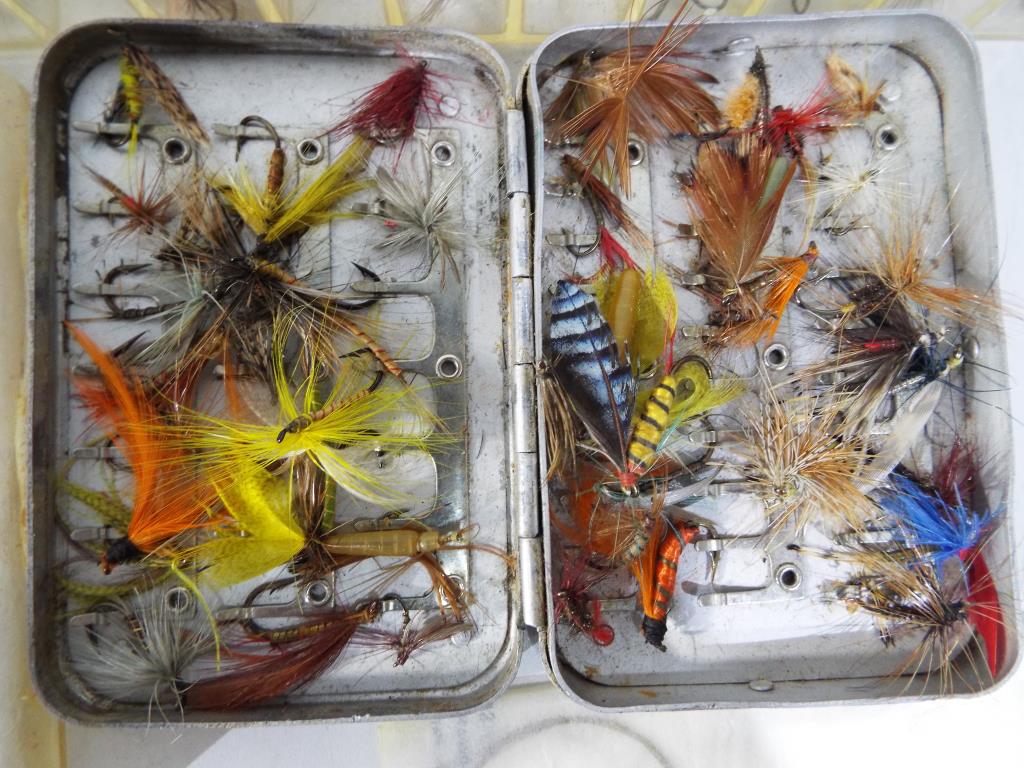 Angling - five cases containing a quantity of fishing flies. - Image 4 of 6
