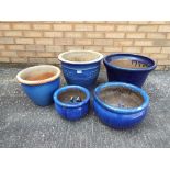 Five ceramic and glazed planters, Est £30 - £40.