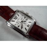 A good quality multiple dialed wristwatch,