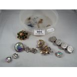 A good mixed lot to include a Kigu brooch set with marcasite in the form of a swan,