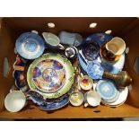 A mixed lot to include ceramics comprising Wedgwood, Spode, Royal Doulton,