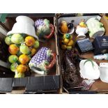 A mixed lot of ceramics, including boxed Wedgwood trinket box in Wild Strawberry pattern,