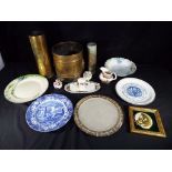 A mixed lot to include ceramics comprising Masons Ironstone, Aynsley, Radnor, Padarn,