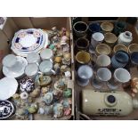 A mixed lot, comprising ceramics to include Wedgwood, Poole,