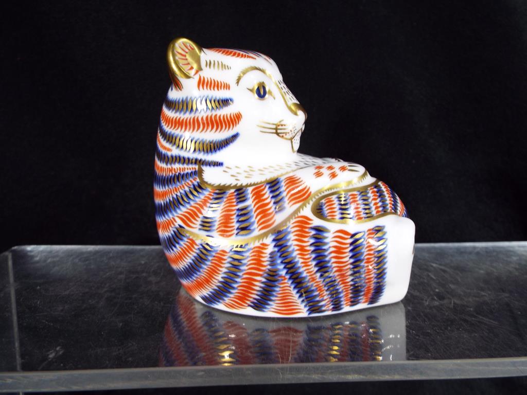 Royal Crown Derby - a paperweight in the style of cat, with gold stopper to the base, approx 8. - Image 3 of 3