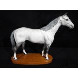 Beswick - a Beswick figurine depicting a horse, large hunter in grey matt on wooden plinth,