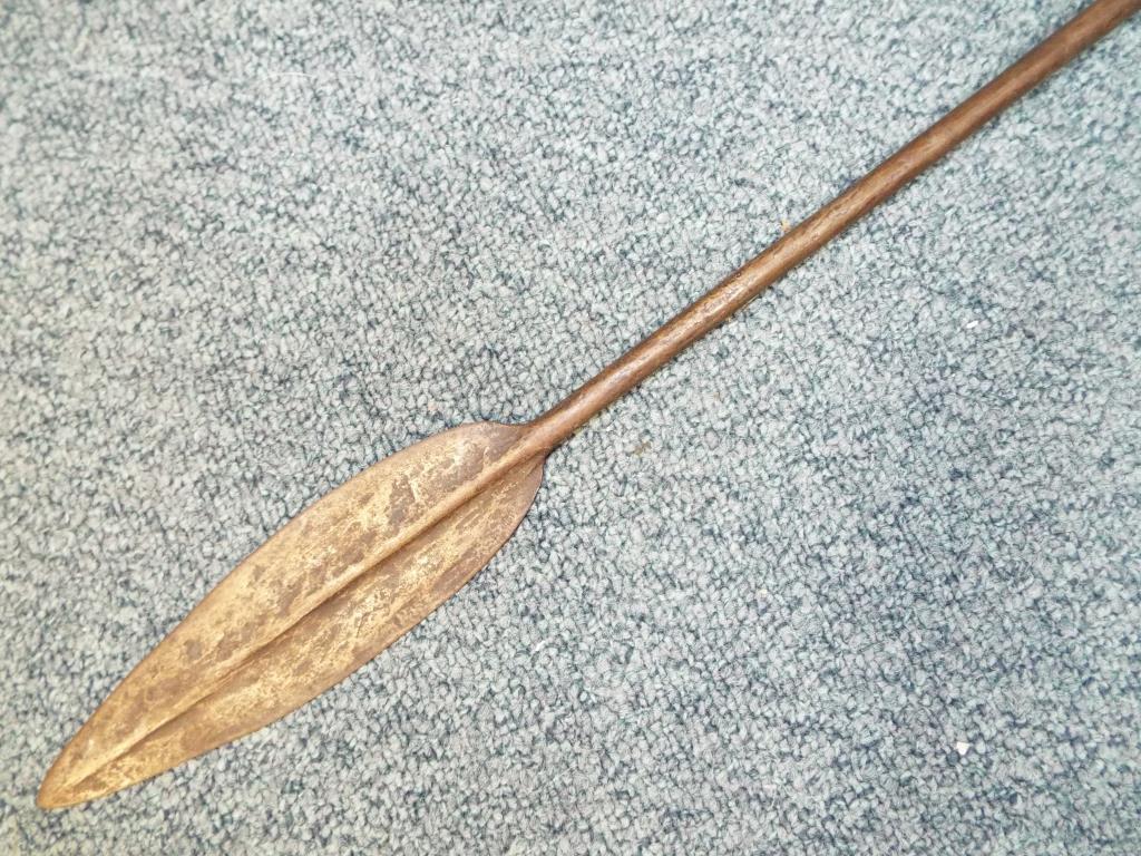 An 18th century Iklwa Zulu spear with knobkerrie at it's end. - Image 3 of 4