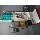 A good mixed lot to include a Sheaffer ballpoint pen with presentation case,