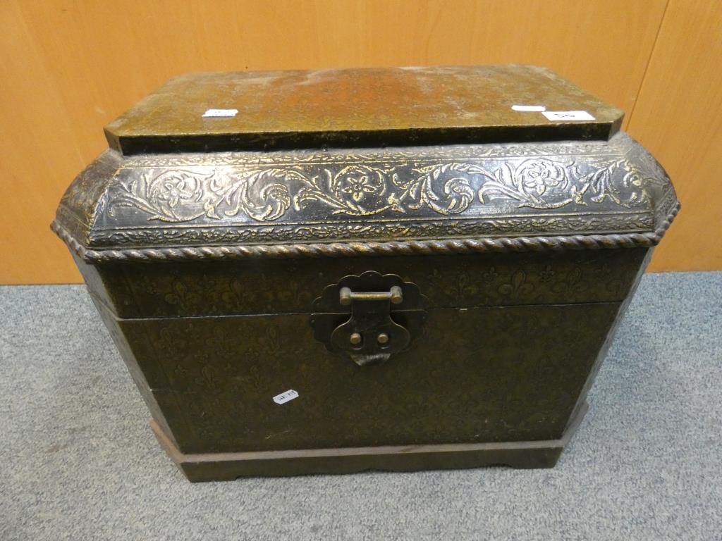 A good quality cantilever sewing box raised on four supports and a storage chest with Fleur De Lis - Image 3 of 3