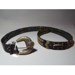 Vera Pelle - a good quality leather belt with yellow metal detailing marked verso Vera Pelle 100 cm