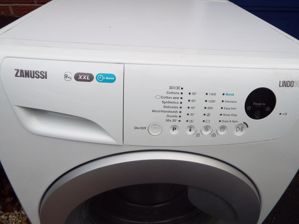 A Zanussi Lindo 300 washing macine - Image 2 of 2