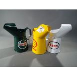 Advertising - Three 0.5L metal decorative oil jugs (vj.