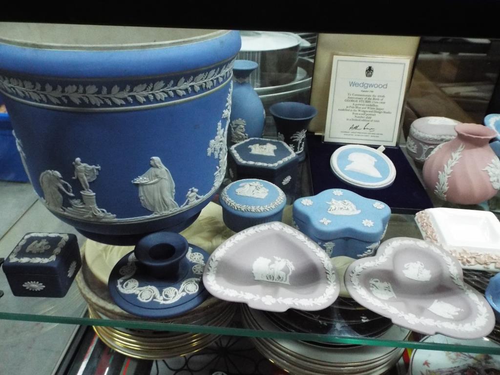 Wedgwood - a quantity of 33 Wedgwood Jasperware items to include powder blue, - Image 5 of 5