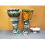 Two ceramic jardiniere stands, two jardinieres and a Beswick shell vase shape 2014.