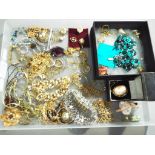 Costume jewellery - a quantity of yellow metal plated and similar costume jewellery to include