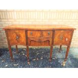 A good quality serpentine front sideboard approx 93cm x 153cm x 57cm This lot must be paid for and