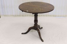 Georgian circular oak tripod table,