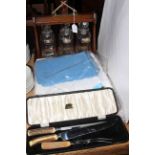 Viners bone handled carver set,