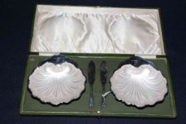 Pair Edwardian silver shell butter dishes, G & W.