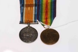 WWI medals with ribbons, Deal 4075, Pte W.