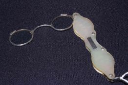 Mother of pearl lorgnette