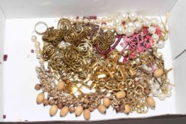 Box of costume jewellery