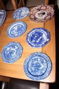 Imari scallop edged plate and five blue and white plates (6)