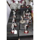 Fifteen 'English Miniatures' metal figurines.