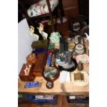 Chess, dominoes, wooden boxes, barometer, vanity set, ceramics, cutlery, sundial compass.