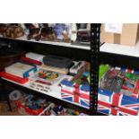 Collection of boxed trains, loose and accessories including Bachmann, Rivarossi, Lima, Hornby.