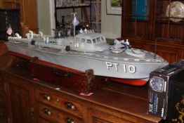 PT10 large motor torpedo boat, fitted with gasoline engine, control in box, 165cm by 42cm.