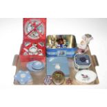 Tray lot including Royal Doulton Snowmen, Wedgwood, glass paperweights and ornaments.