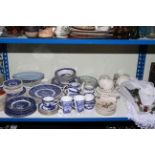 Masons Vista dinnerware, Ringtons and other blue and white china, linen, etc.