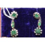 Pair emerald earring pendants.