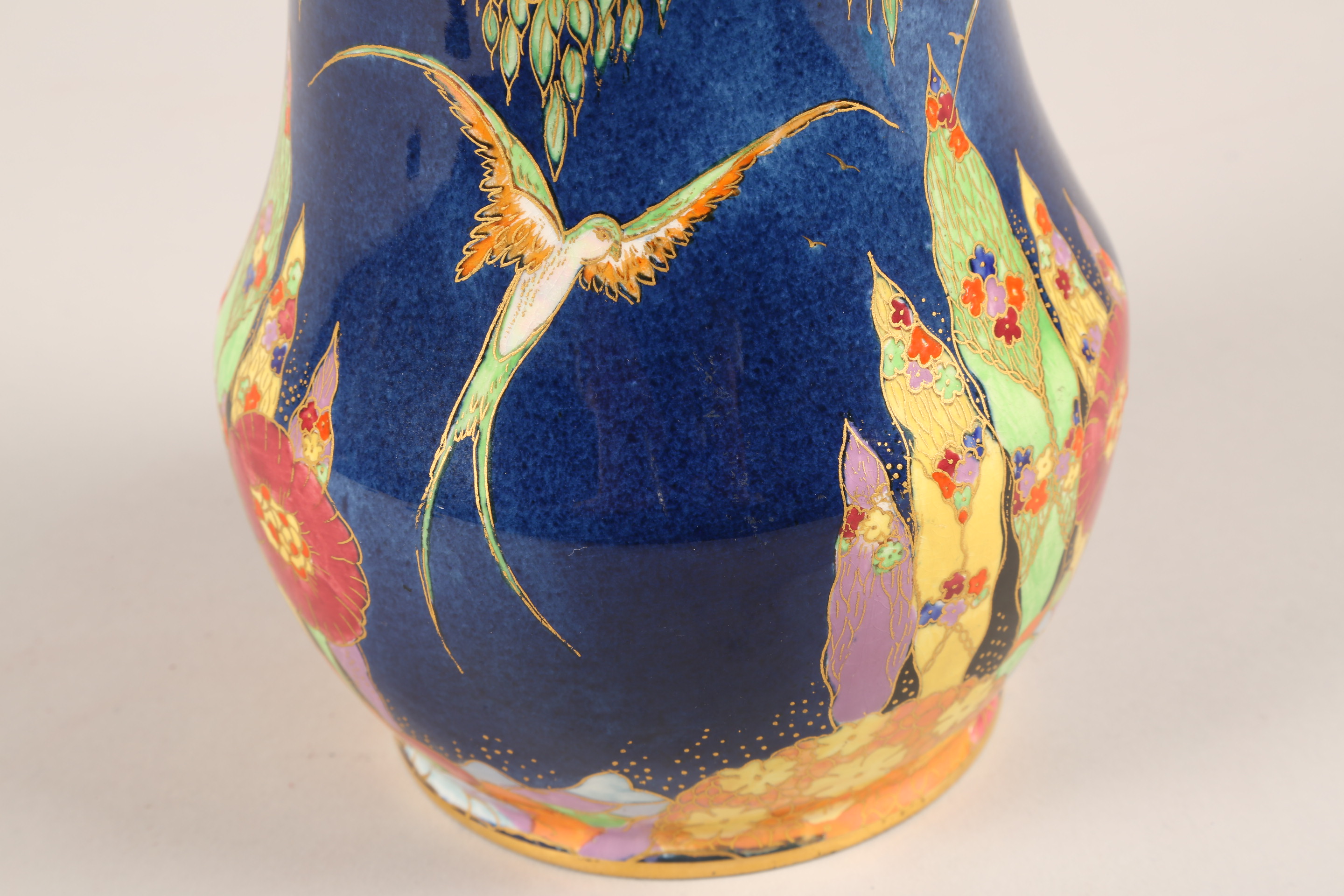 Art Deco Carlton ware vase in the fantasia pattern. Pattern number 3406. Height 15.5cm - Image 4 of 8