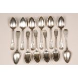 Set of 12 Scottish George III silver tablespoons with Kings pattern detail. Assay marked Edinburgh